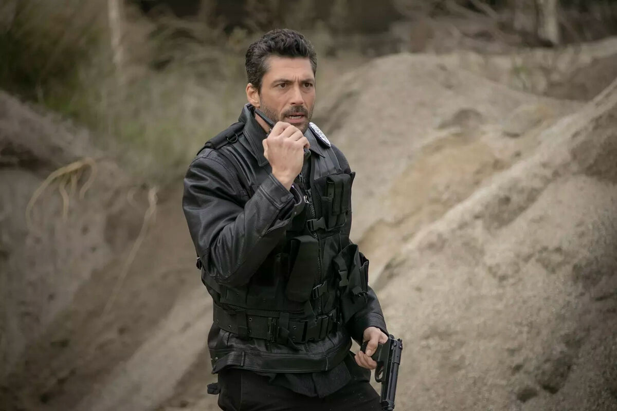 18 yıldır ekranlarda olan Arka Sokaklar dizisi ilk olarak 31 Temmuz 2006 tarihinde yayınlandı - 6. Resim