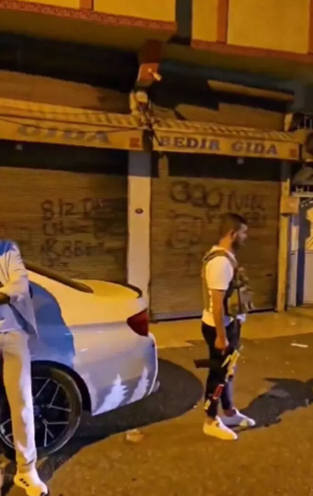 Gaziantep'te çeteler sokaklara çıktı! Uzun namlulu silahlarla tehditler savurdular - 3. Resim