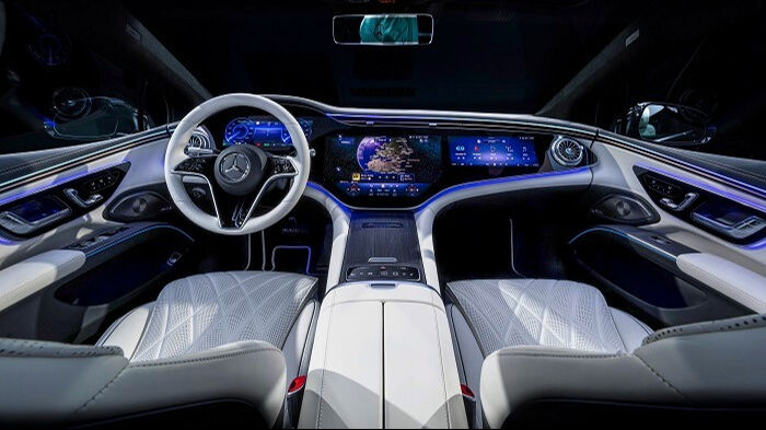 Güncellenmiş EQS ile giderek artan elektrikli menzil - 1. Resim