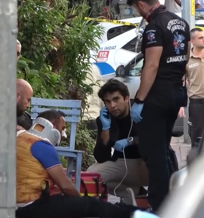 Karakolun sokağında silahlı çatışma! Çok sayıda yaralı var Karakolun sokağında silahlı çatışma! Çok sayıda yaralı var - 1. Resim