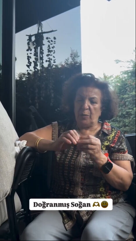 Kızının yaptığını duyunca şoke oldu! 'Bu çok acı bir durum' diyerek tepki gösterdi! Açıklaması gündem oldu - 3. Resim