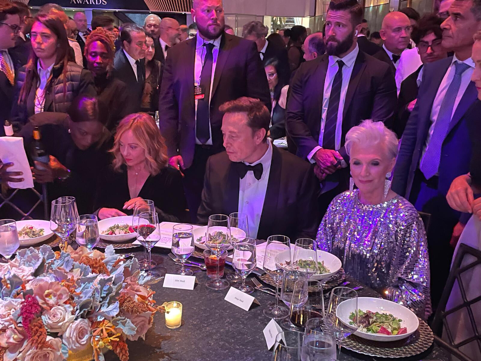 Musk ve Meloni arasındaki 'yakınlaşma' dünya gündeminde! Milyarder isimden açıklama var Musk ve Meloni arasındaki 'yakınlaşma' dünya gündeminde! Milyarder isimden açıklama var - 4. Resim