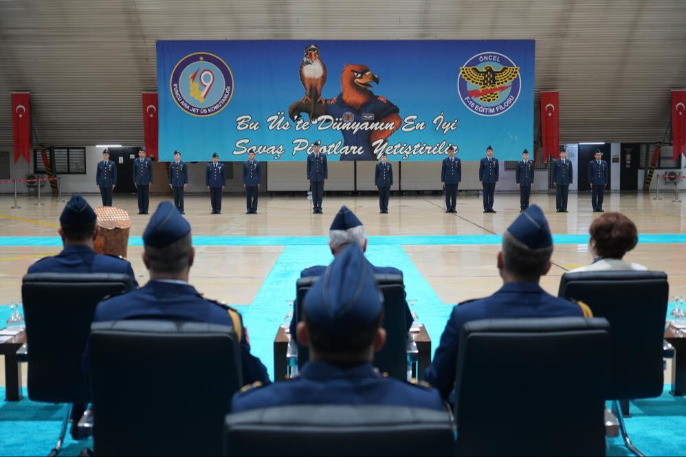 Türk F-16'larının yeni pilotları mezun oldu! - 4. Resim