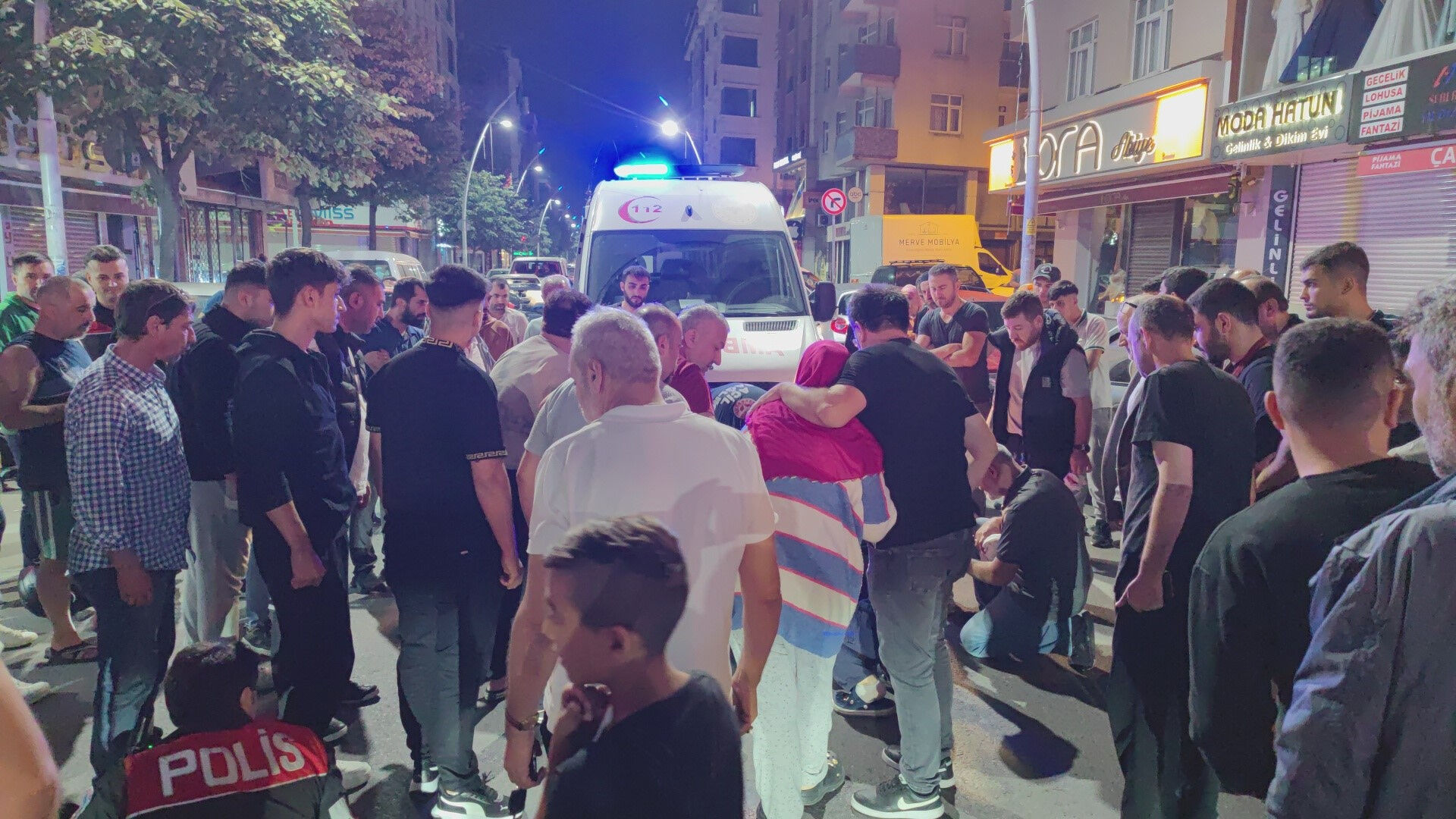 Ehliyetsiz sürücü dehşet saçtı! 2'si polis 4 kişi yaralandı - 2. Resim