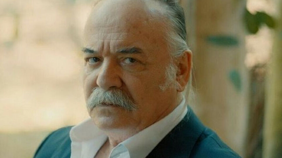 Yalı Çapkını dizisinde Halis Ağa karakterini oynayan Çetin Tekindor diziden ayrılmadı  Yalı Çapkını dizisinde Halis Ağa karakterini oynayan Çetin Tekindor diziden ayrılmadı  - 1. Resim