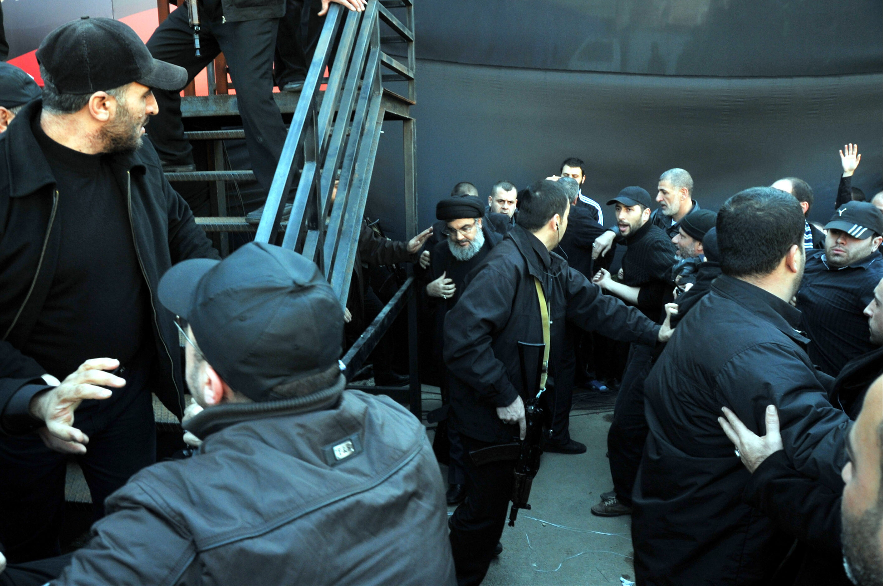 80 ton ağırlığında bomba ile suikast! Nasrallah'ın öldürüldüğü bina ortaya çıktı - 10. Resim