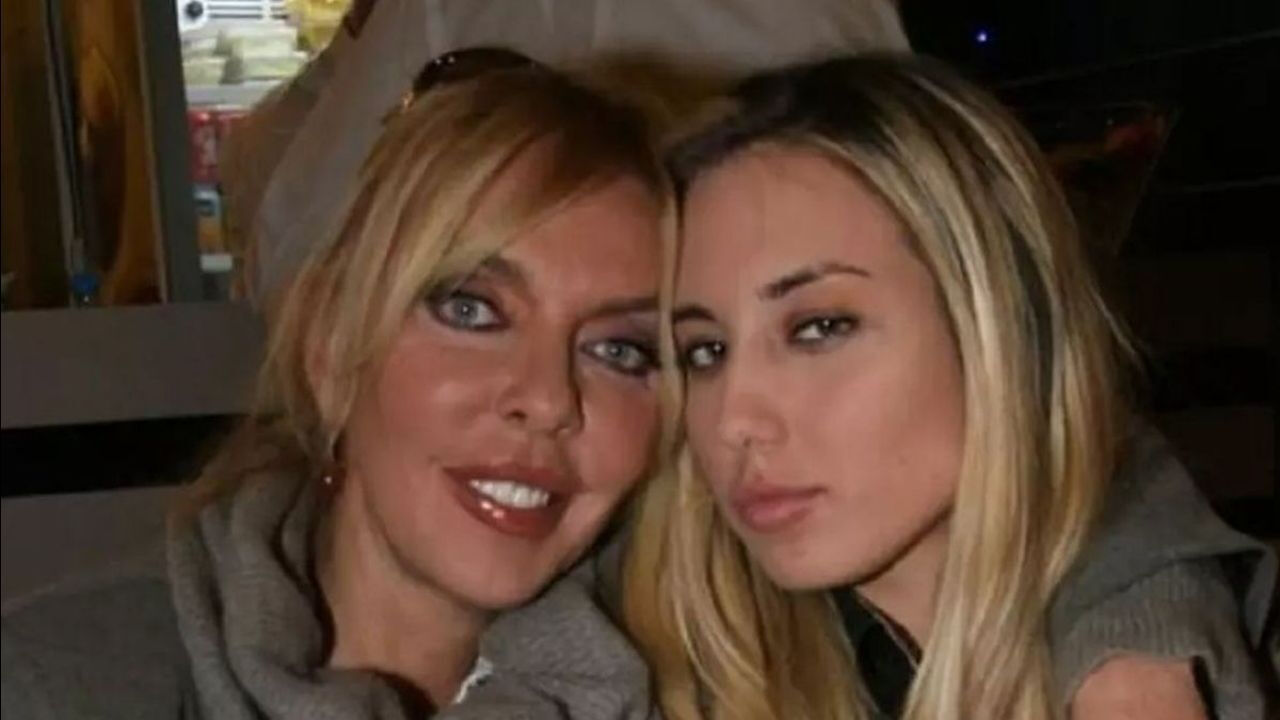 Ahu Tuğba'nın kızı Anjelik Calvin yakın dövüş eğitimi aldı - 1. Resim