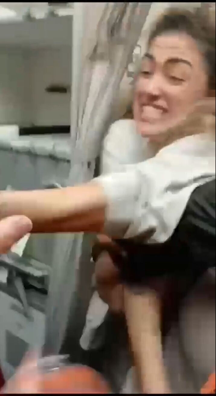 Dilan Çıtak'ın uçak skandalı olay olmuştu! Eşinden dikkat çeken 'THY' açıklaması - 3. Resim