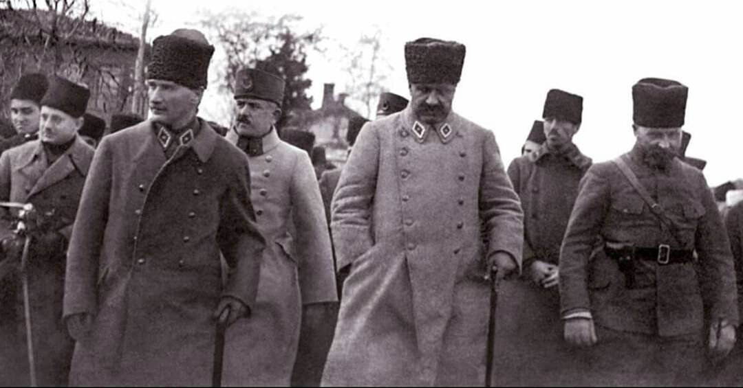 Mustafa Kemal Atatürk'e Paşa unvanı 1 Nisan 1916'da verildi - 1. Resim