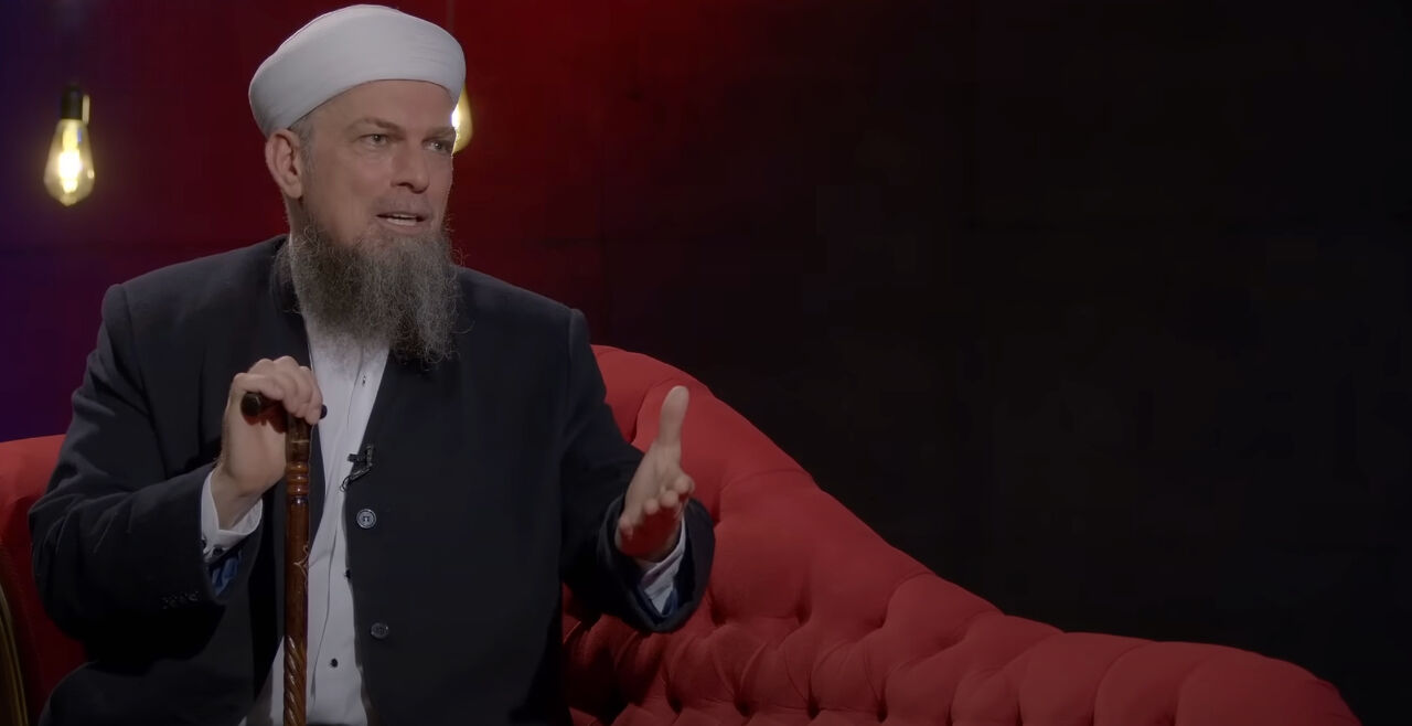 Ahu Tuğba'nın cenazesine katılan Meriç Erkan ismini değiştirdi Ahu Tuğba'nın cenazesine katılan Meriç Erkan ismini değiştirdi - 1. Resim