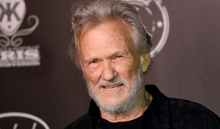 Country müzik efsanesi ve oyuncu Kris Kristofferson  hayatını kaybetti - 2. Resim