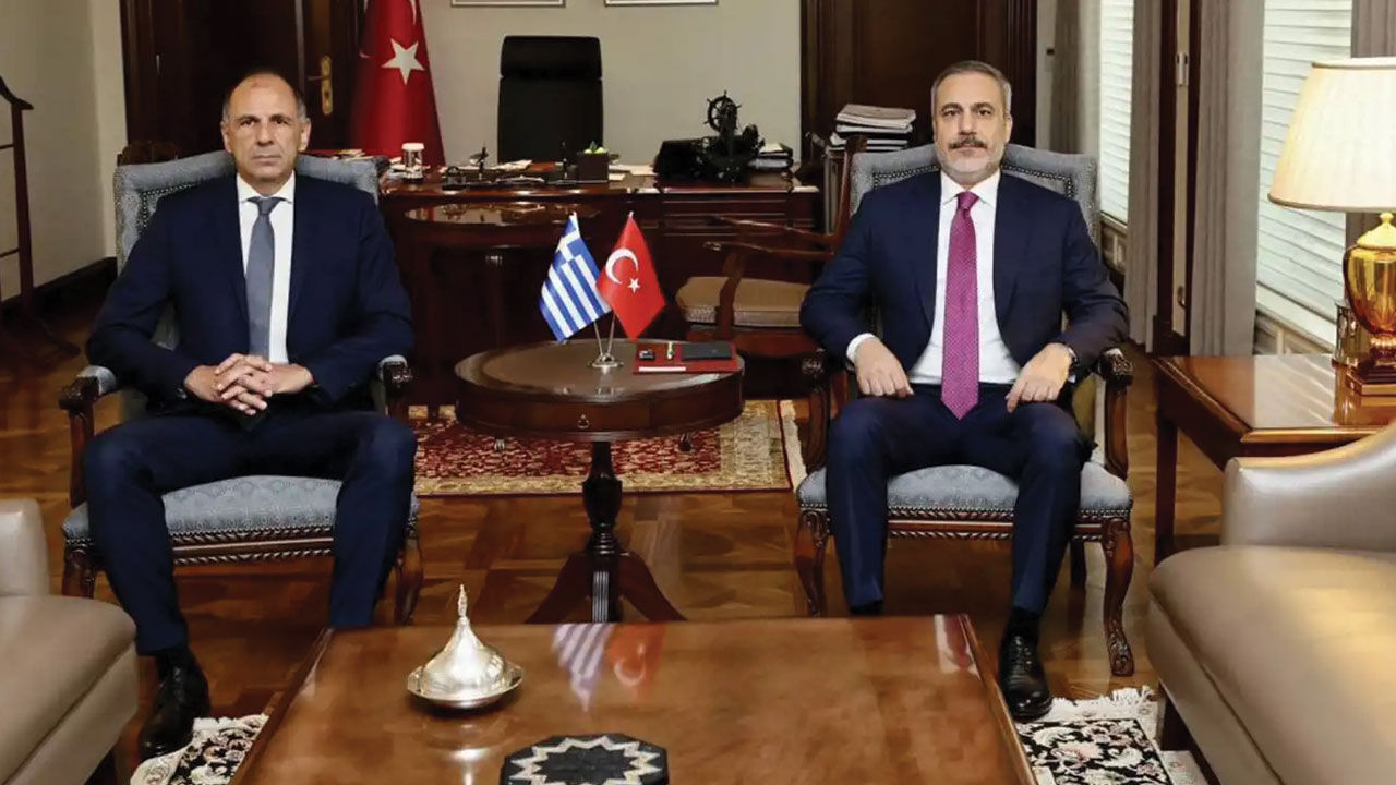 Cumhurbaşkanı Erdoğan ve Miçotakis'ten Ege ile Akdeniz hamlesi! Yunan Kathimerini  Cumhurbaşkanı Erdoğan ve Miçotakis'ten Ege ile Akdeniz hamlesi! Yunan Kathimerini