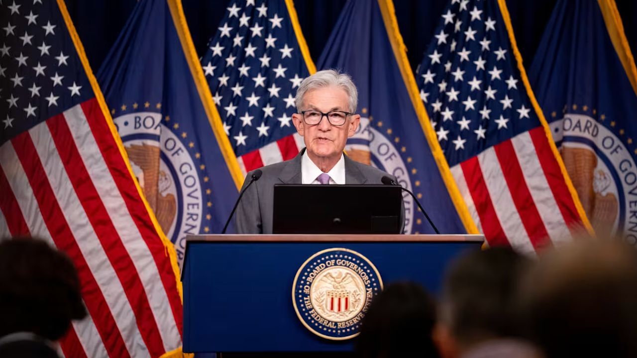 Fed Başkanı Jerome Powell'dan faiz kararı sonrası çarpıcı açıklamalar! Trump'a net mesaj verdi FED Başkanı Jerome Powell konuşması bu akşam 20.55'te başlayacak | Türkiye  Gazetesi