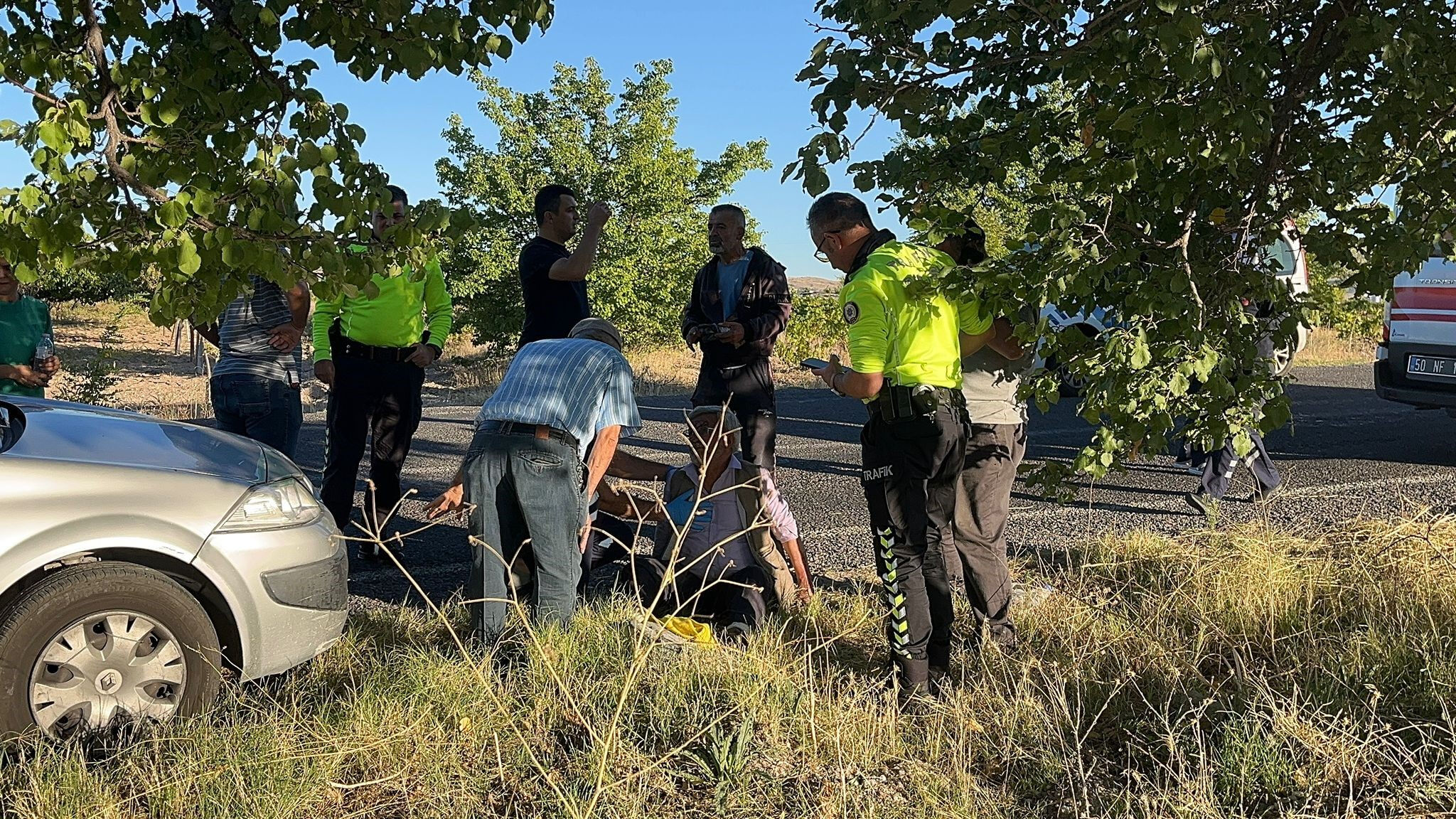 Yolun ortasında kıldığı namaz Nevşehirli İsmail Amca'yı canından edecekti - 1. Resim