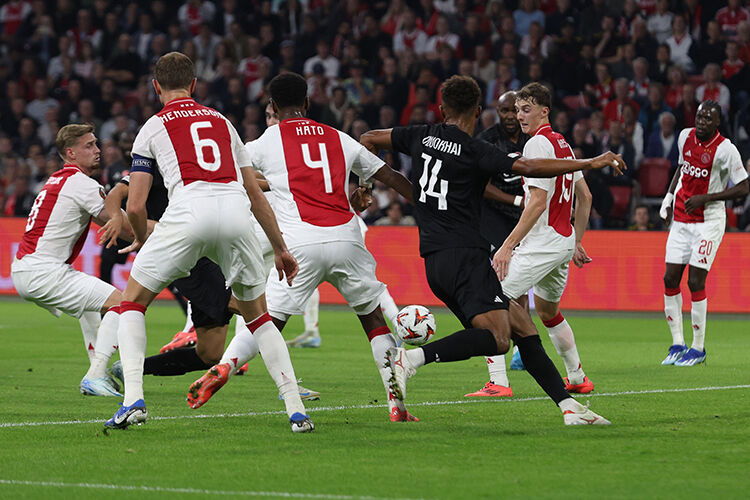 Beşiktaş-Frankfurt maçı 3 Ekim Perşembe günü Tüpraş Stadyumu'nda oynanacak Beşiktaş-Frankfurt maçı 3 Ekim Perşembe günü Tüpraş Stadyumu'nda oynanacak - 3. Resim