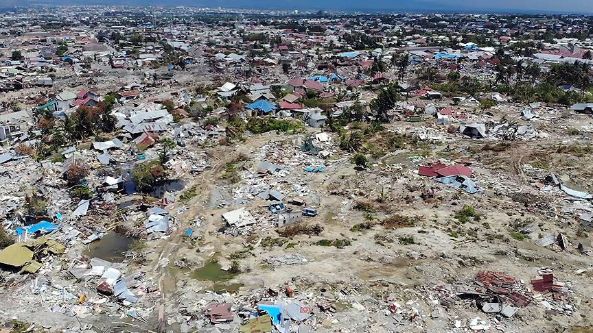 Endonezya'nın Baubau kentinde 6,1 büyüklüğünde deprem - 1. Resim