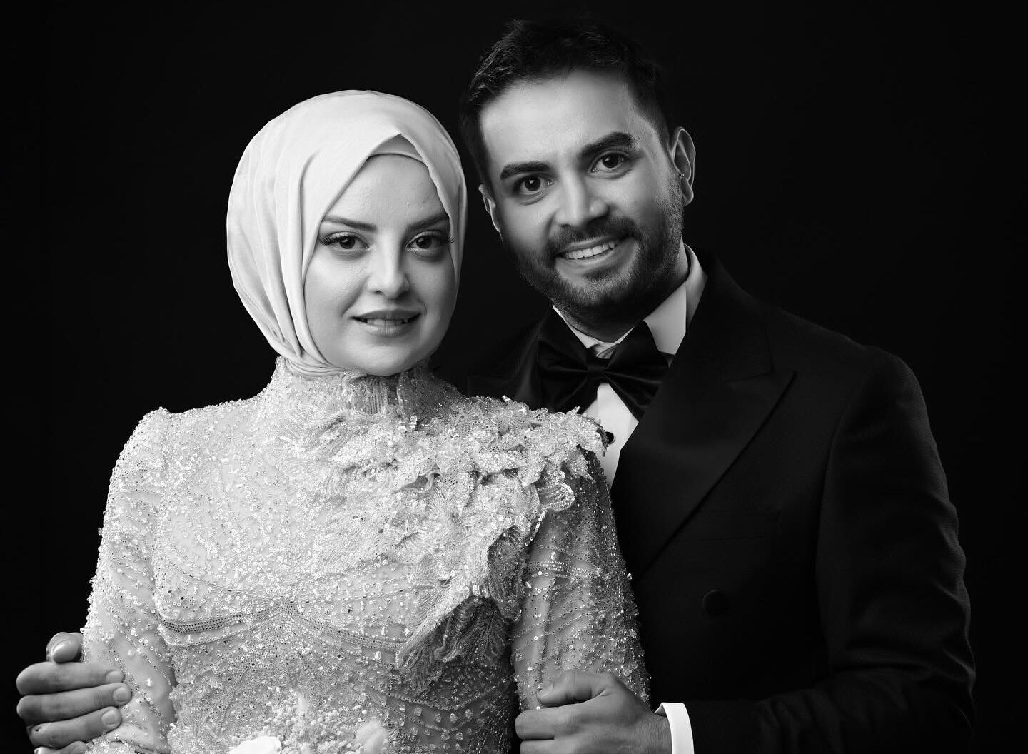 Kadir Ezildi’nin nişanlısı Gamze Türkmen’in başörtüsüz hali ifşa edildi! Ünlü sunucu yapanlara bela okudu - 2. Resim