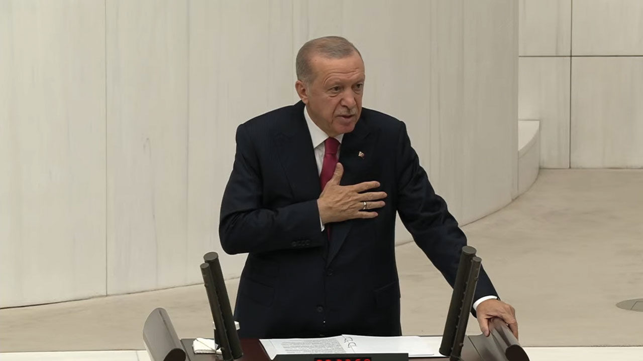 TBMM'de yeni yasama yılı başladı! Cumhurbaşkanı Erdoğan, İsrail'in katliamını böyle dile getirdi: Yüreğim yanarak içim kan ağlayarak söylüyorum - 3. Resim