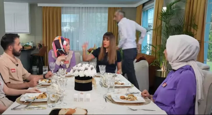 Zuhal Topal ile yarışmacı arasında tartışma çıktı! Sert bir şekilde kovdu - 3. Resim