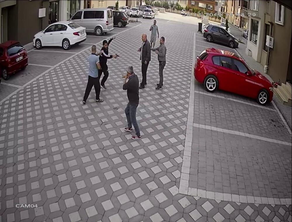 Adana'daki kavgada fel&ccedil; kalan g&ouml;revli i&ccedil;in atılan 'tacizci' iddiasına belgeli cevap - 4. Resim