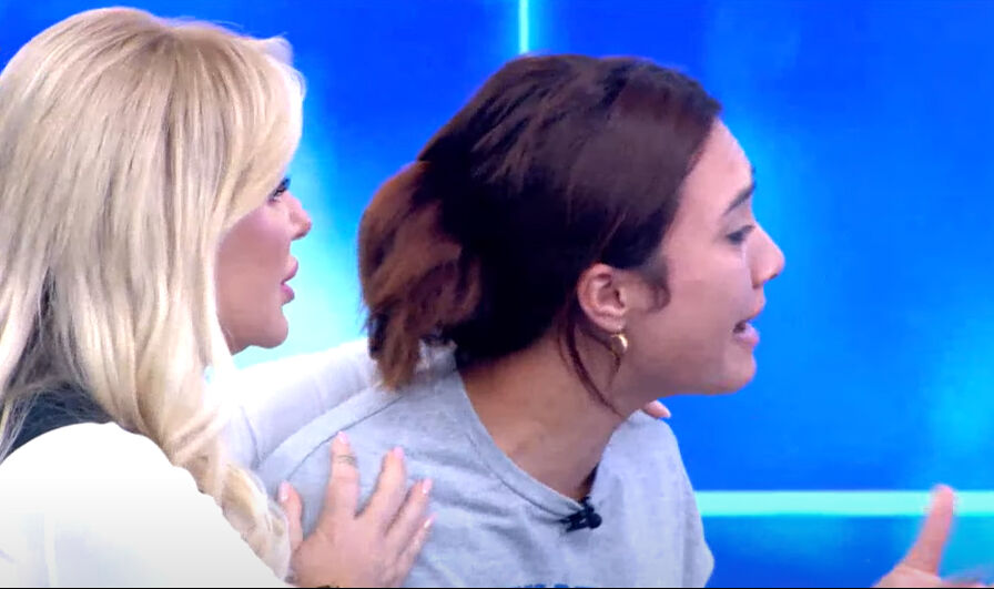 Canlı yayında gergin anlar! Konuk sinir krizi geçirdi: Pınar Ergüner zor sakinleştirdi - 1. Resim