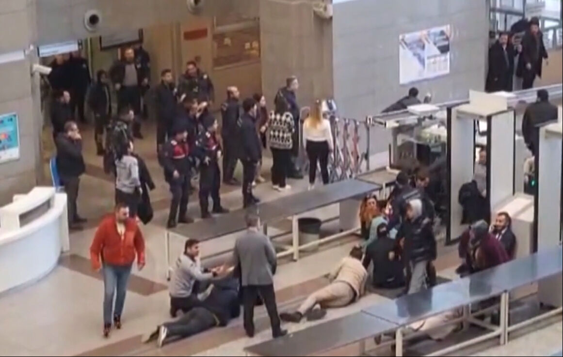 DHKP-C'li Seda Şaraldı hakim karşısına çıktı! İşte herkesi şoke eden talepleri - 1. Resim