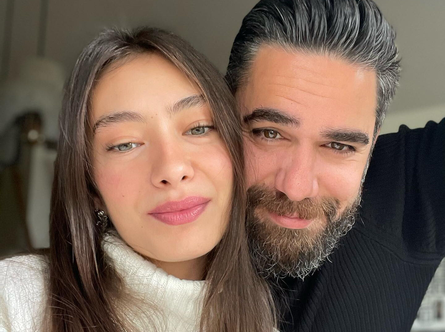 Erkek bebek bekleyen Neslihan Atagül o detayı ilk kez açıkladı! Kadir Doğulu kahkaha atmış - 1. Resim