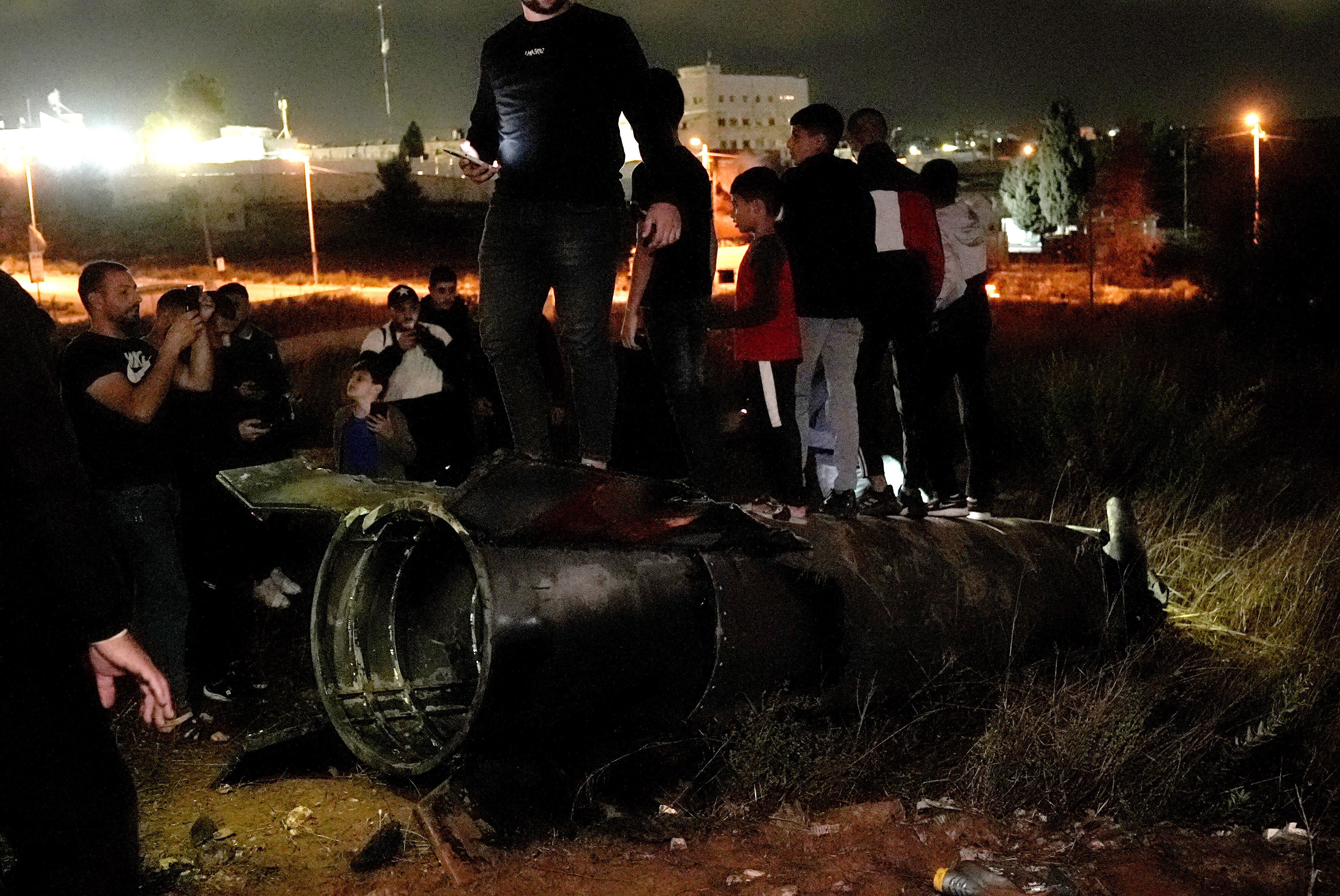 Füzeler Demir Kubbe'yi nasıl deldi? İşte İran'ın kullandığı taktik - 2. Resim