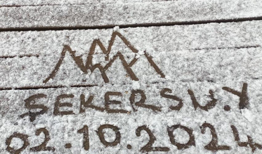 Trabzon’a mevsimin ilk karı lapa lapa geldi! Sıcaklıklar birden düştü - 2. Resim