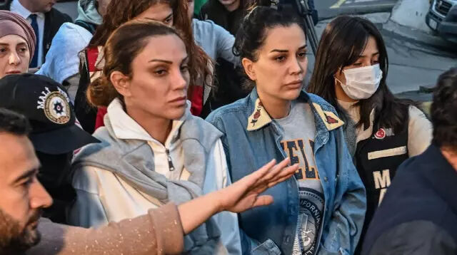 Yeni gelişme! Dilan Polat ve eşi Engin Polat ifade vermeye gitti Yeni gelişme! Dilan Polat ve eşi Engin Polat ifade vermeye gitti - 5. Resim