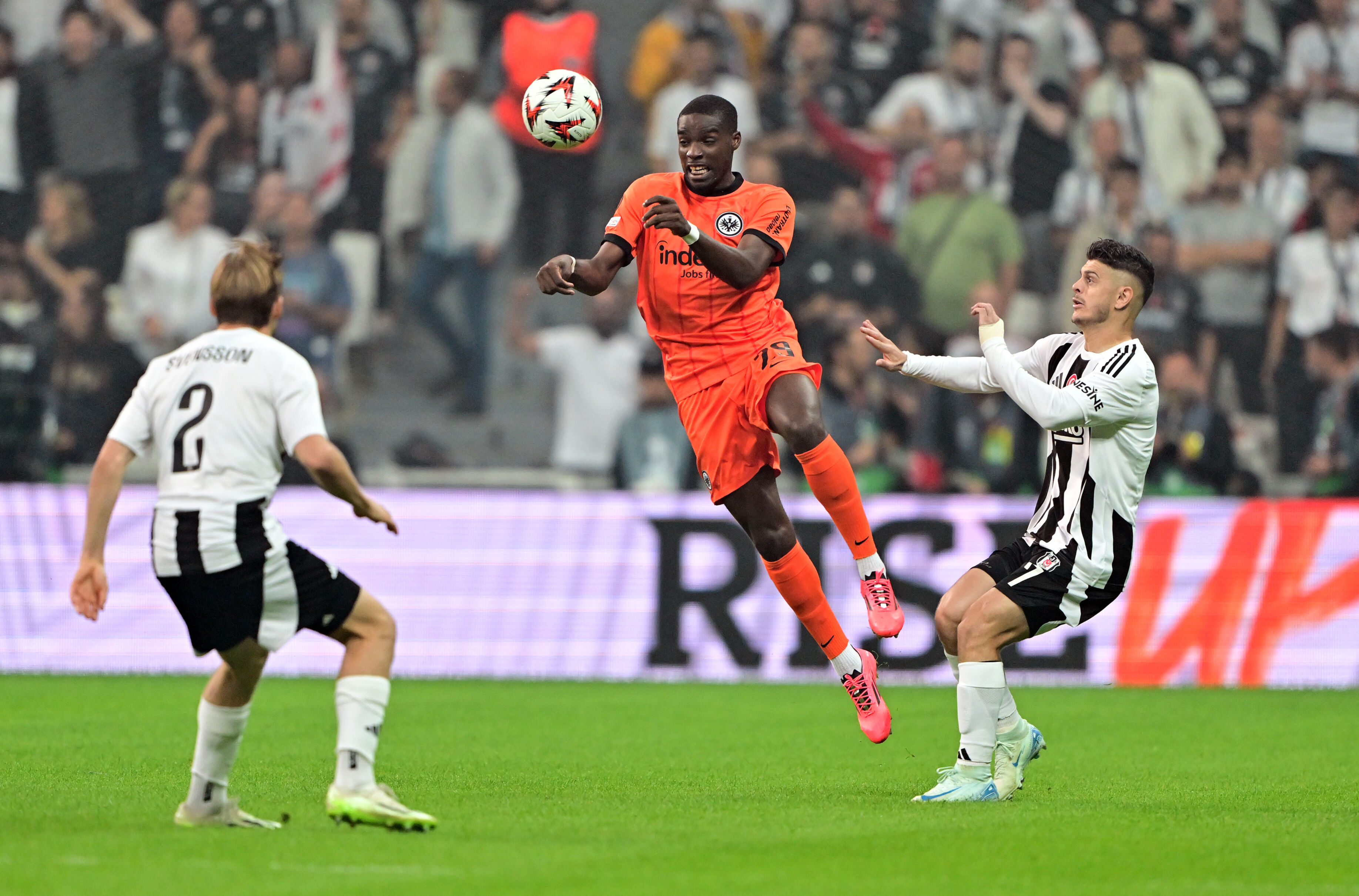 Beşiktaş, Avrupa Ligi'nde ilk galibiyet peşinde! Kartal'ın konuğu Eintracht Frankfurt - 1. Resim