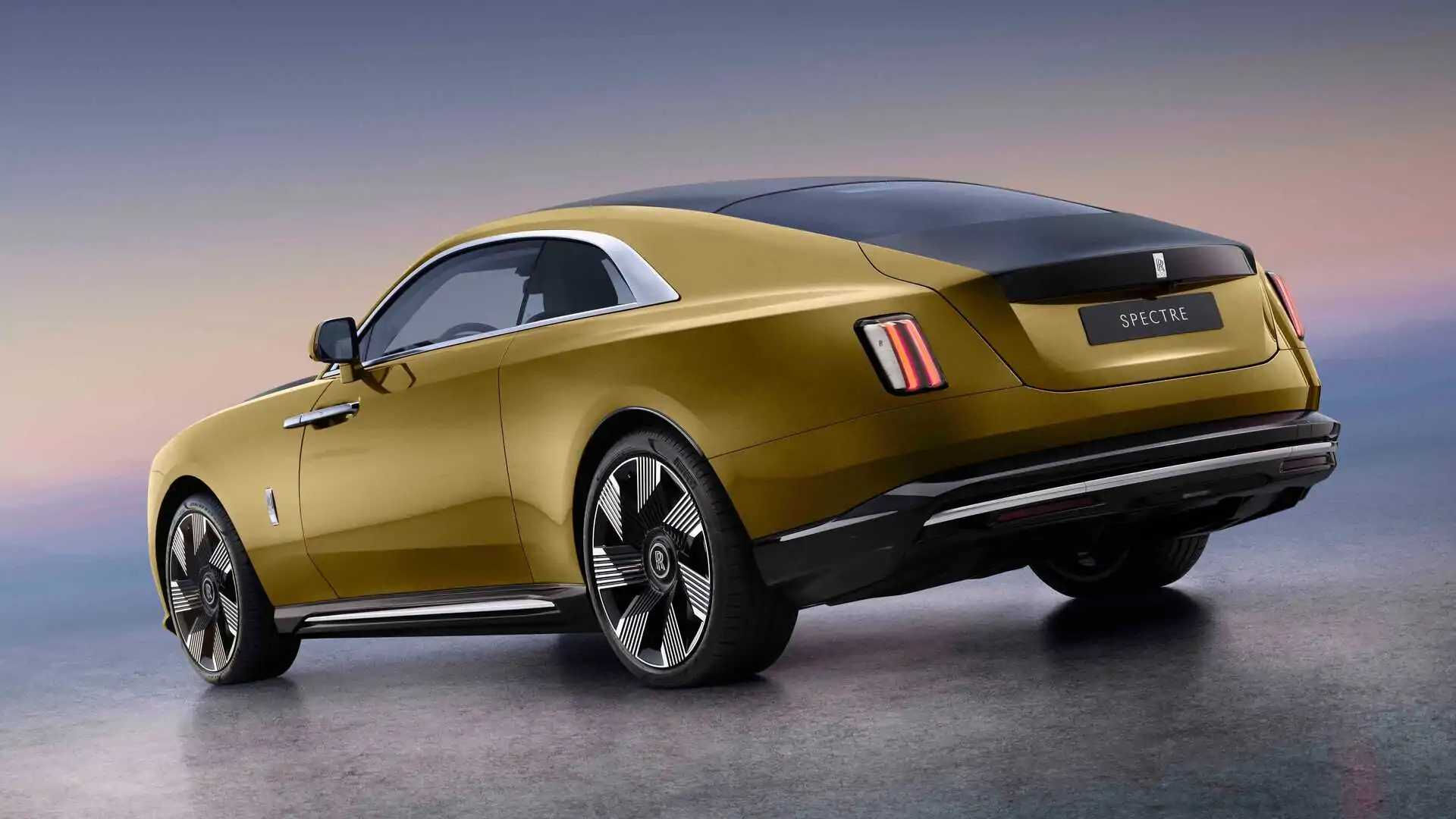 Rolls-Royce Spectre ay ışığı gibi parlıyor! Görenler gözlerini alamadı - 6. Resim