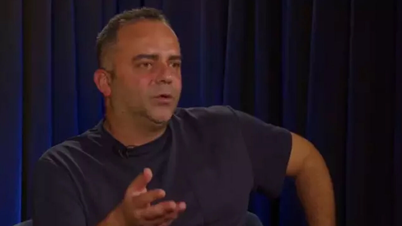 Semih Şentürk'ün itirafı gündeme oturdu: Futbolu Alex yüzünden bıraktım Semih Şentürk'ün itirafı gündeme oturdu: Futbolu Alex yüzünden bıraktım - 1. Resim