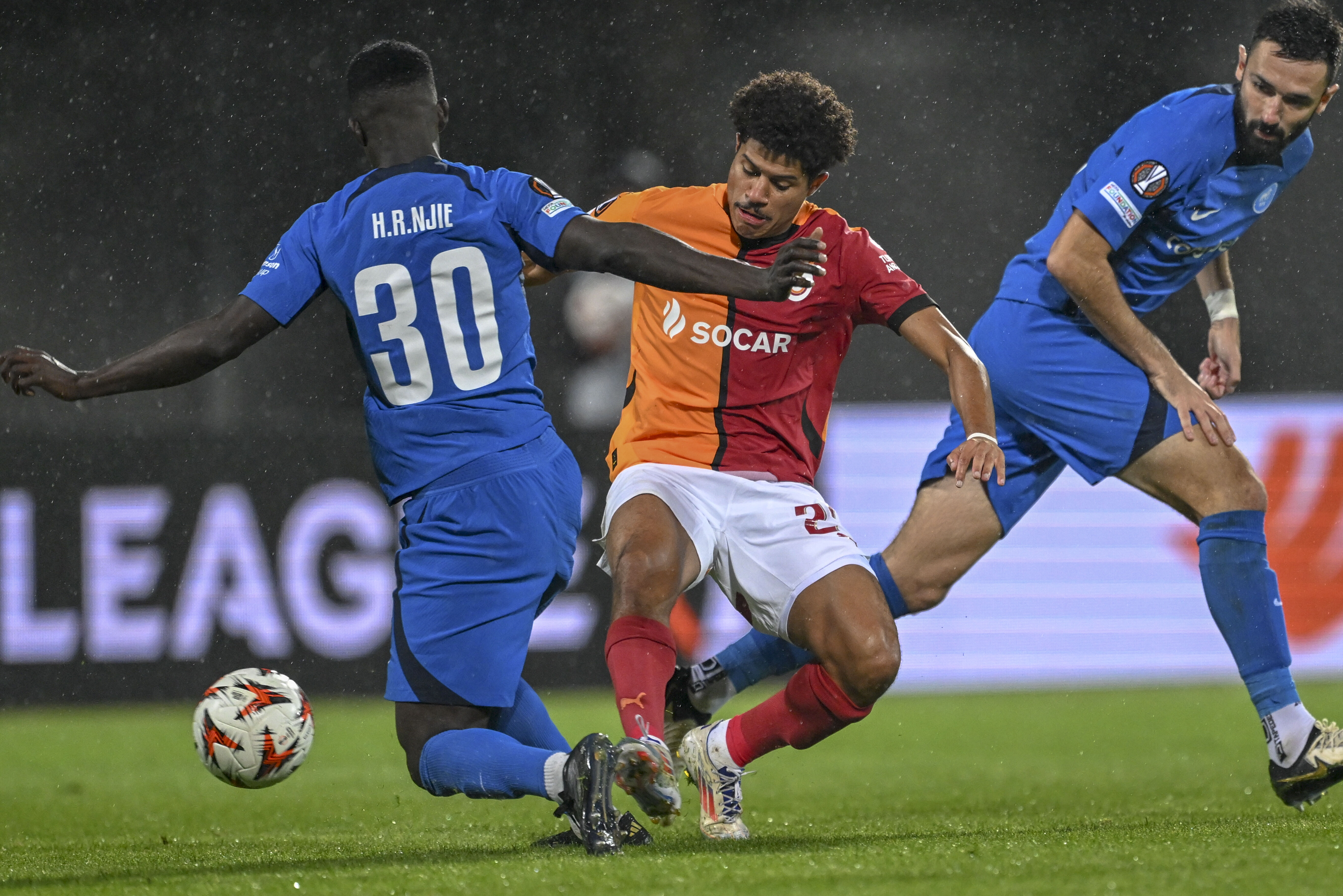 Galatasaray'ın RFS yenilgisini spor yazarları değerlendirdi! 