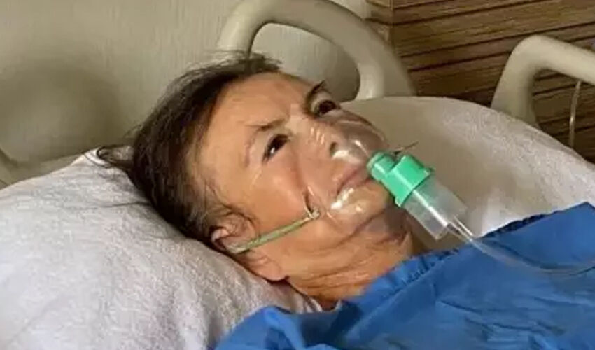 Hastaneden paylaştığı fotoğrafla korkutan Filiz Akın’dan haber var - 1. Resim