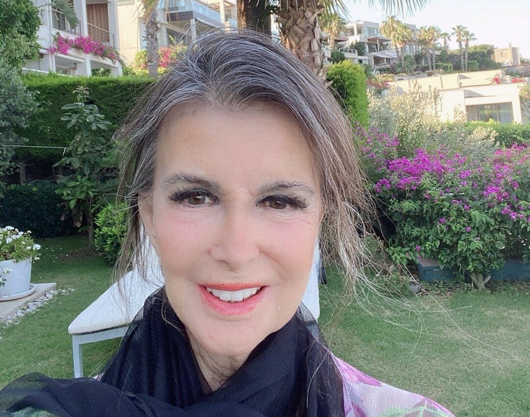 Hastaneden paylaştığı fotoğrafla korkutan Filiz Akın’dan haber var - 3. Resim