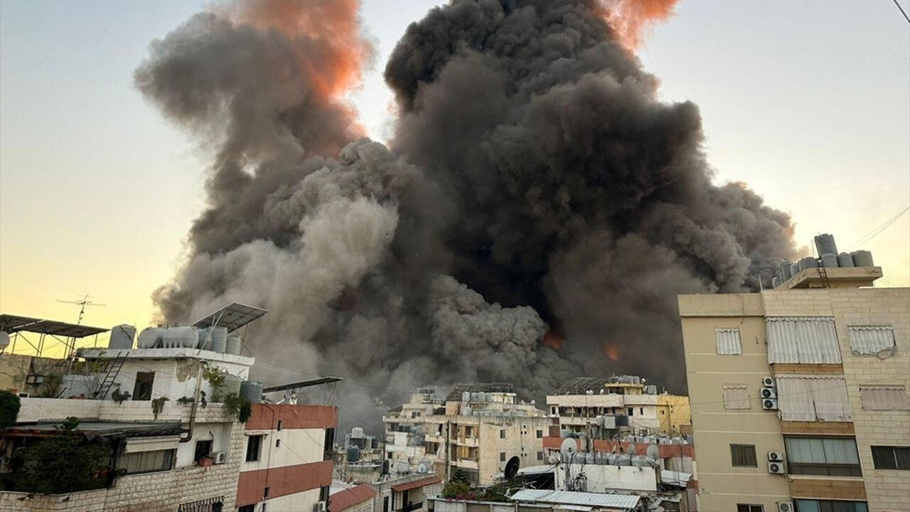 İngiliz basınından çarpıcı analiz: Savaş büyürse Türkiye hangi safta yer alır? İngiliz basınından çarpıcı analiz: Savaş büyürse Türkiye hangi safta yer alır? - 1. Resim