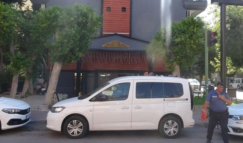 Kayıp olarak aranıyordu! Ömer Saydam otelde ölü bulundu - 3. Resim