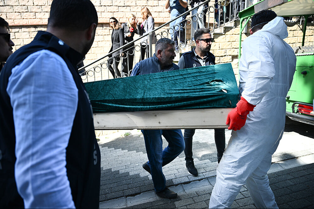 Mezarı açılan katilden kalanlar DNA testinde! Cem Garipoğlu'nun saçı, dişi ve sırtı incelenecek Mezarı açılan katilden kalanlar DNA testinde! Cem Gaipoğlu'nun saçı, dişi ve sırtı incelenecek - 4. Resim