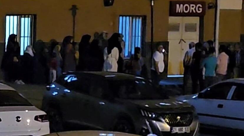 Babasının kullandığı minibüsün altında kalan çocuk hayatını kaybetti Babasının kullandığı minibüsün altında kalan çocuk hayatını kaybetti - 2. Resim