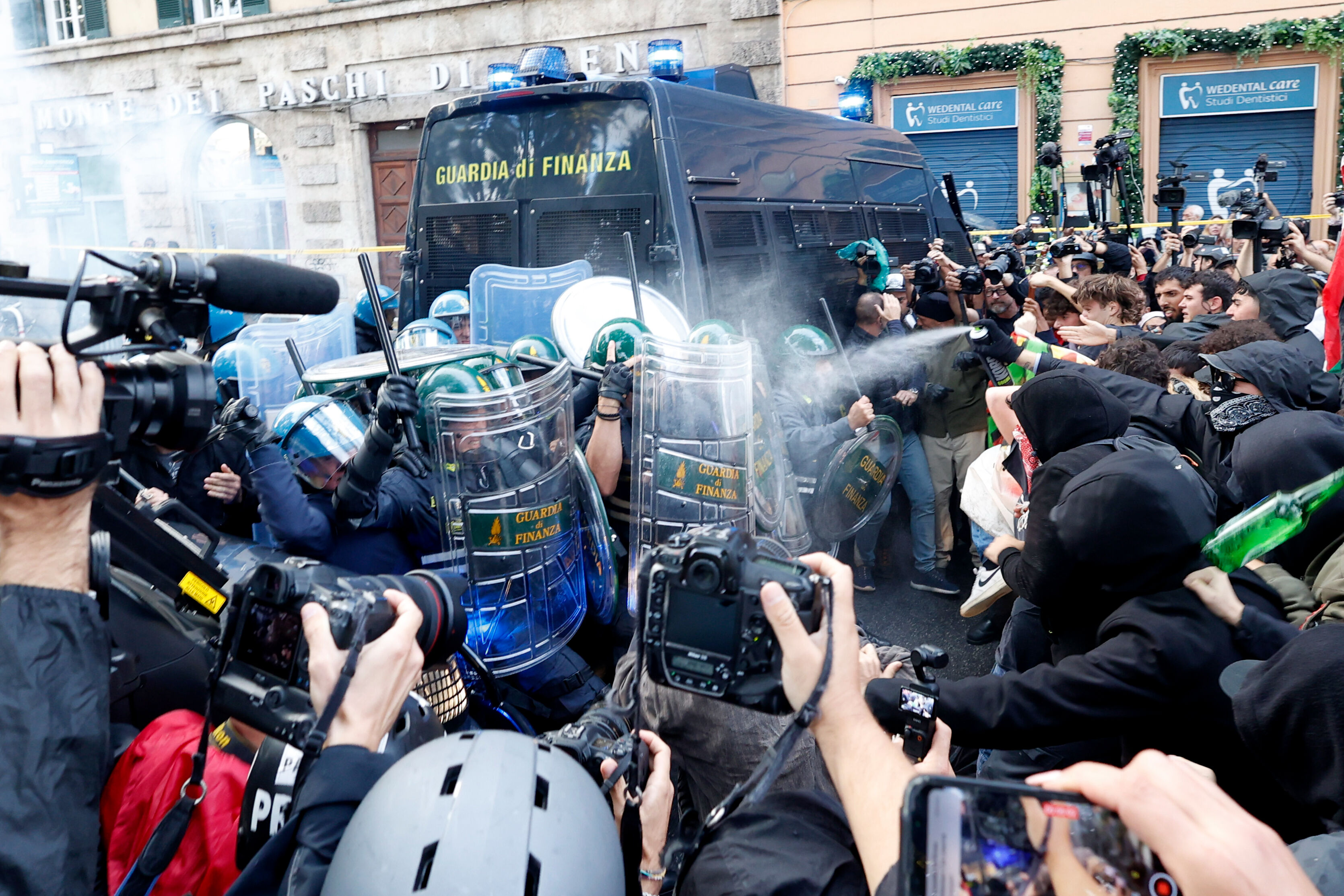 Gazze'de katliamın yıl dönümü! Dünya soykırımcı İsrail'e karşı ayakta - 4. Resim