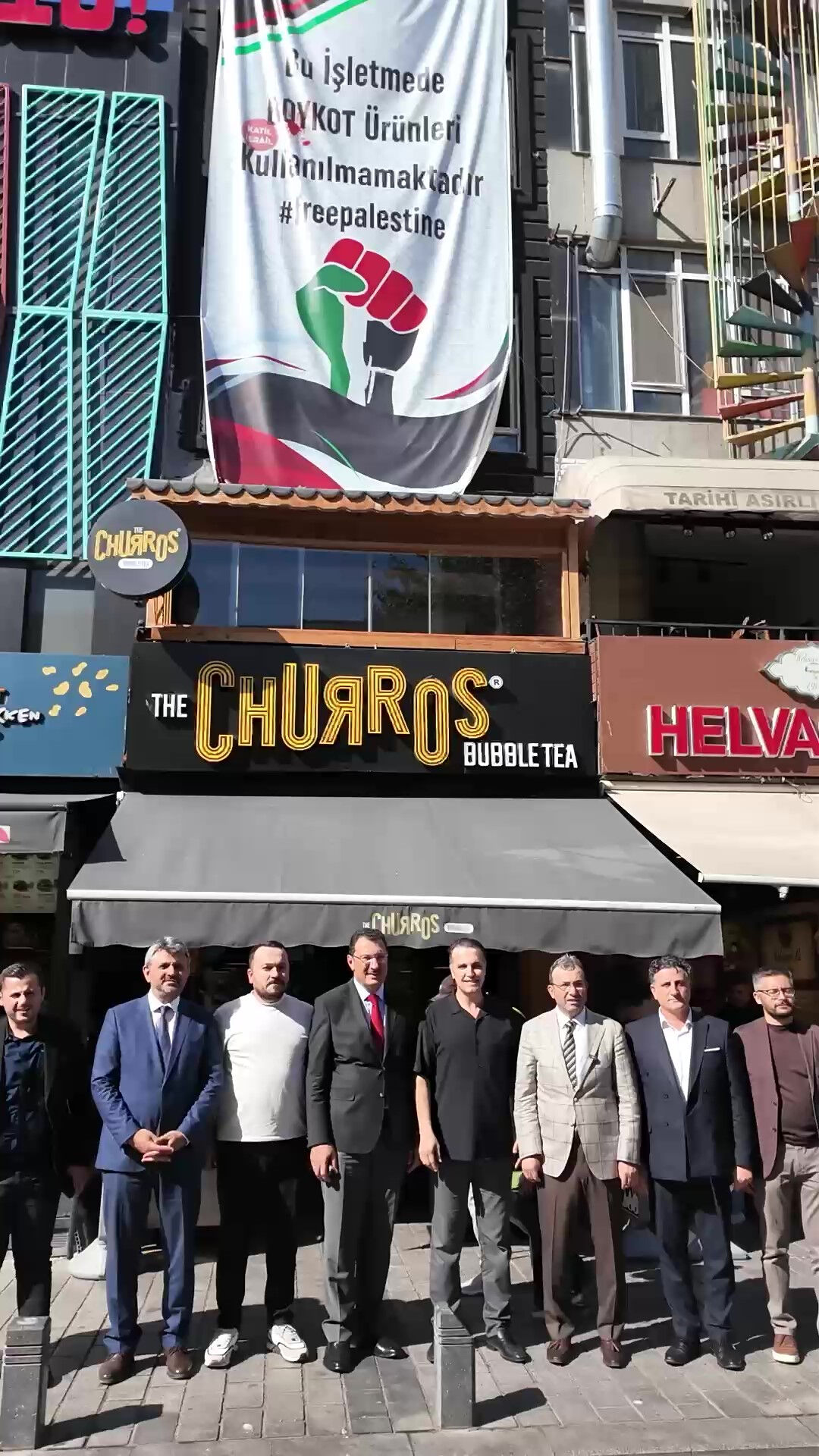 İsrail'i boykot pankartına İBB'den ceza! AK Parti'den o esnafa destek ziyareti İsrail'i boykot pankartına İBB'den ceza! AK Parti'den o esnafa destek ziyareti - 1. Resim