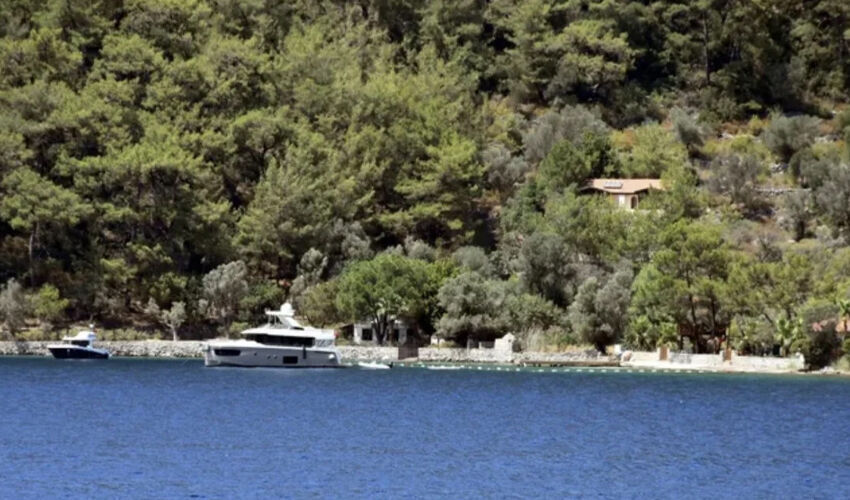 Marmaris'te aldığı villa başını yaktı! Şahan Gökbakar'ın 10 yıla kadar hapsi isteniyor - 1. Resim