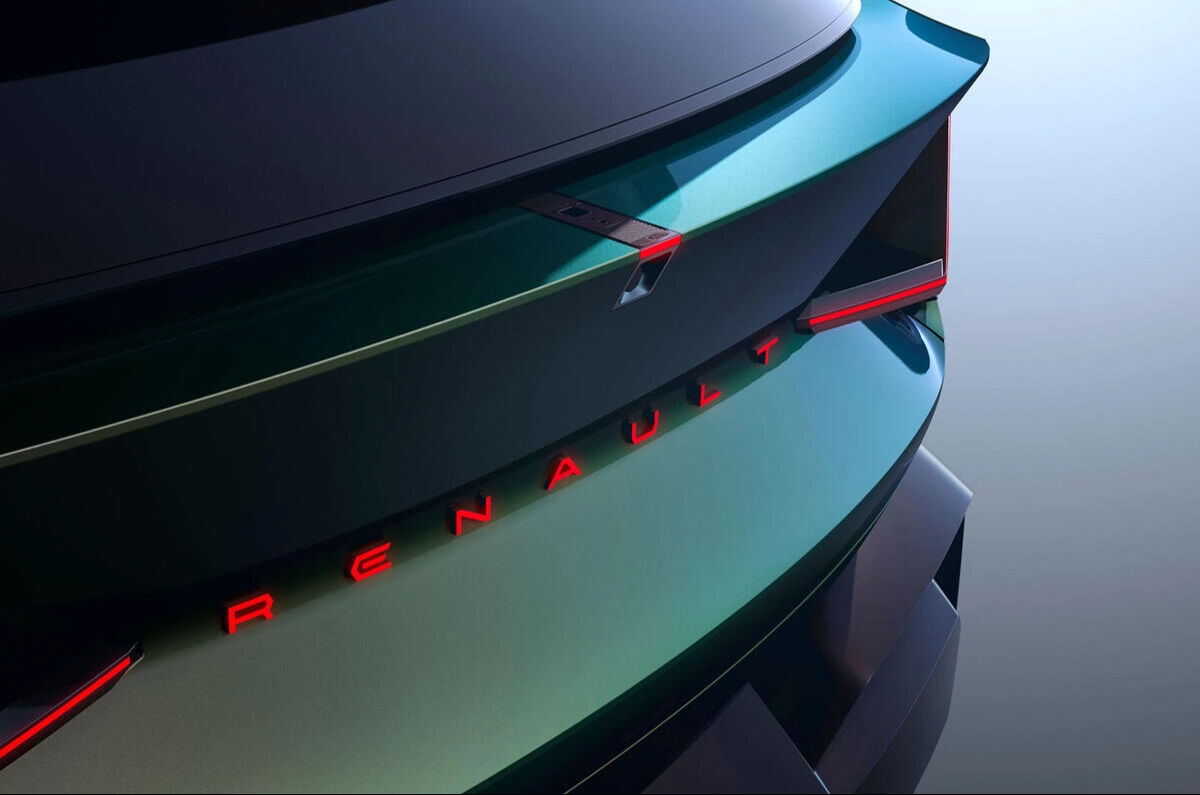 Renault, hidrojenin güç verdiği yeni elektrikli aracı Renault Embleme'i tanıttı! - 8. Resim