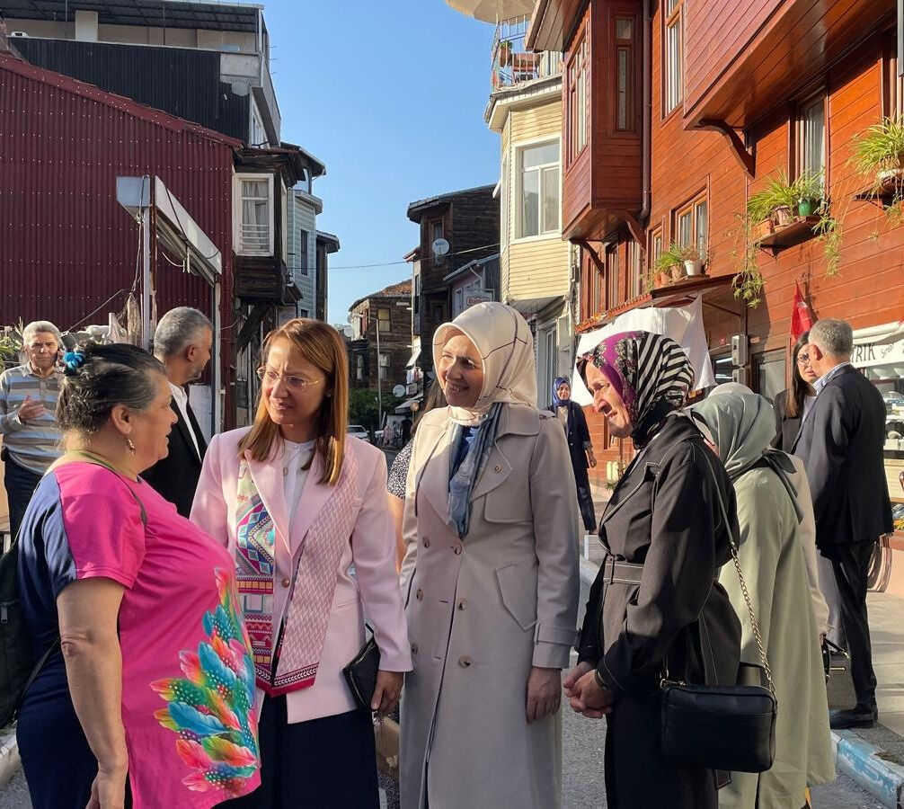 Türkiye buluşmalarında vatandaşlardan CHP'li belediyelere eleştiriler yükseldi - 1. Resim