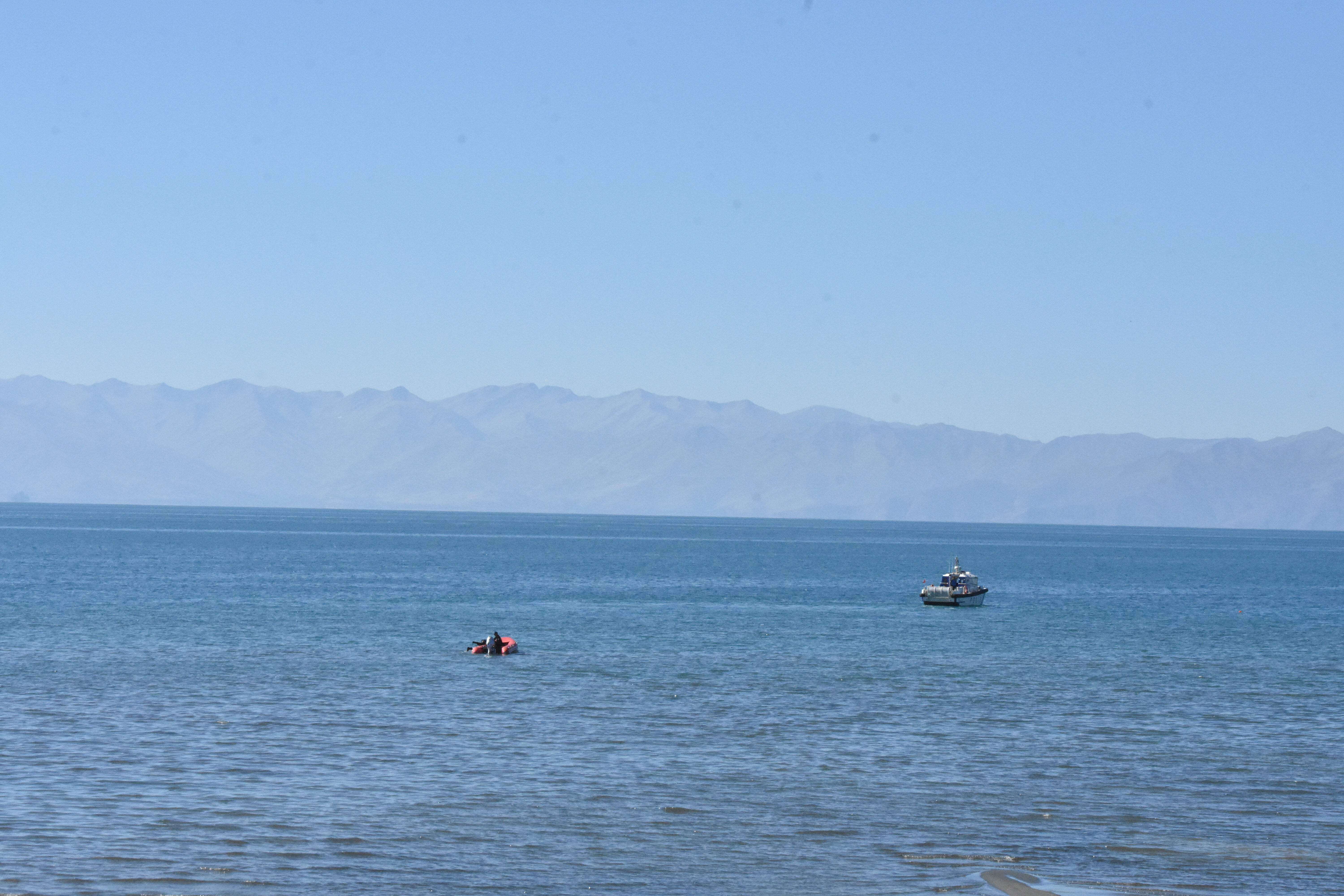 Van'da kaybolan Rojin'i arama çalışmaları 8 gündür devam ediyor! Termal kameralar devreye sokuldu Van'da kaybolan Rojin'i arama çalışmaları 8 gündür devam ediyor! Termal kameralar devreye sokuldu - 2. Resim