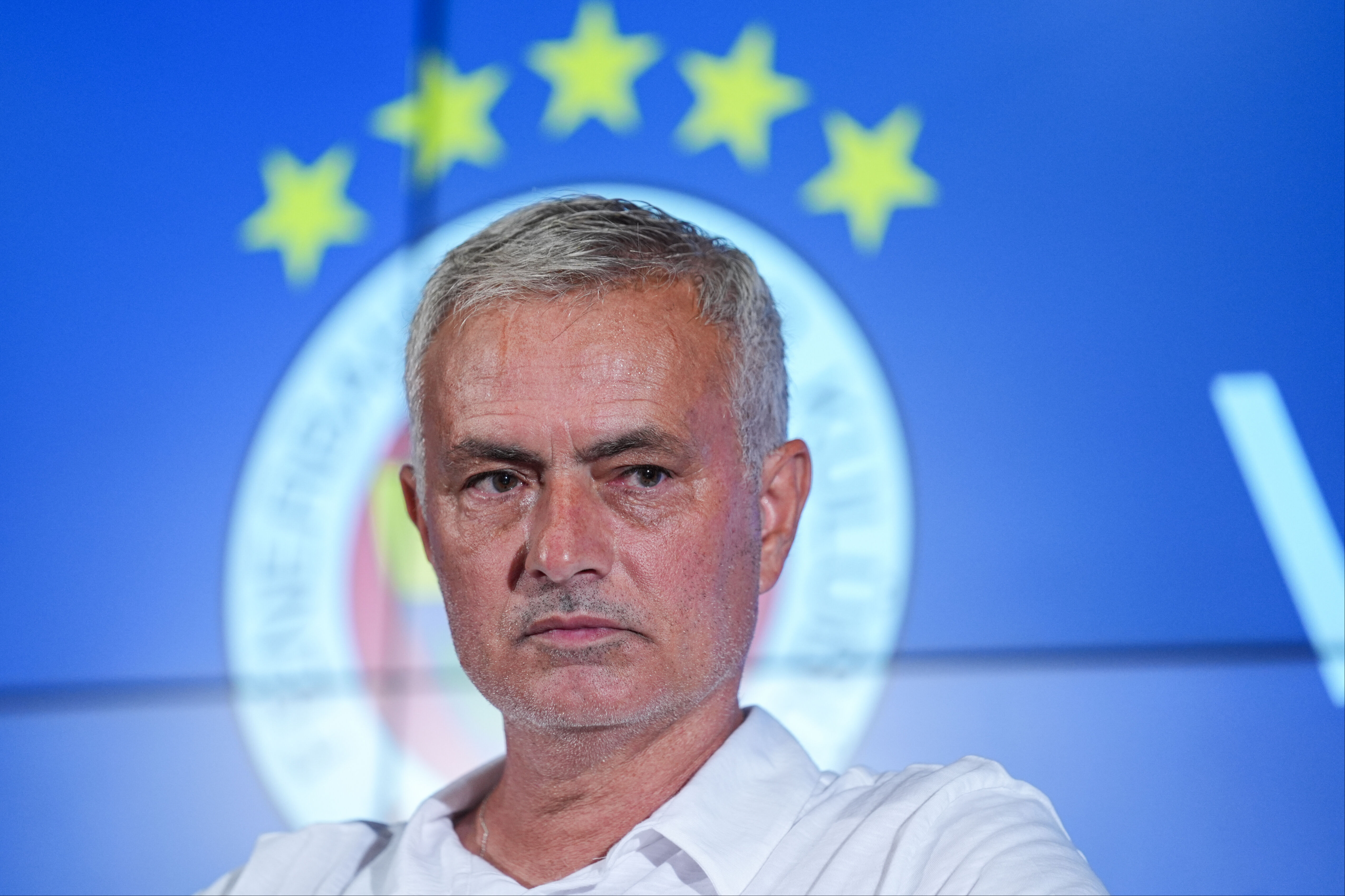 İngilizlerin iddiası sonrası Fenerbahçe'de Jose Mourinho zirvesi! Devre arasında gider mi? İngilizlerin iddiası sonrası Fenerbahçe'de Jose Mourinho zirvesi! Devre arasında gider mi? - 6. Resim