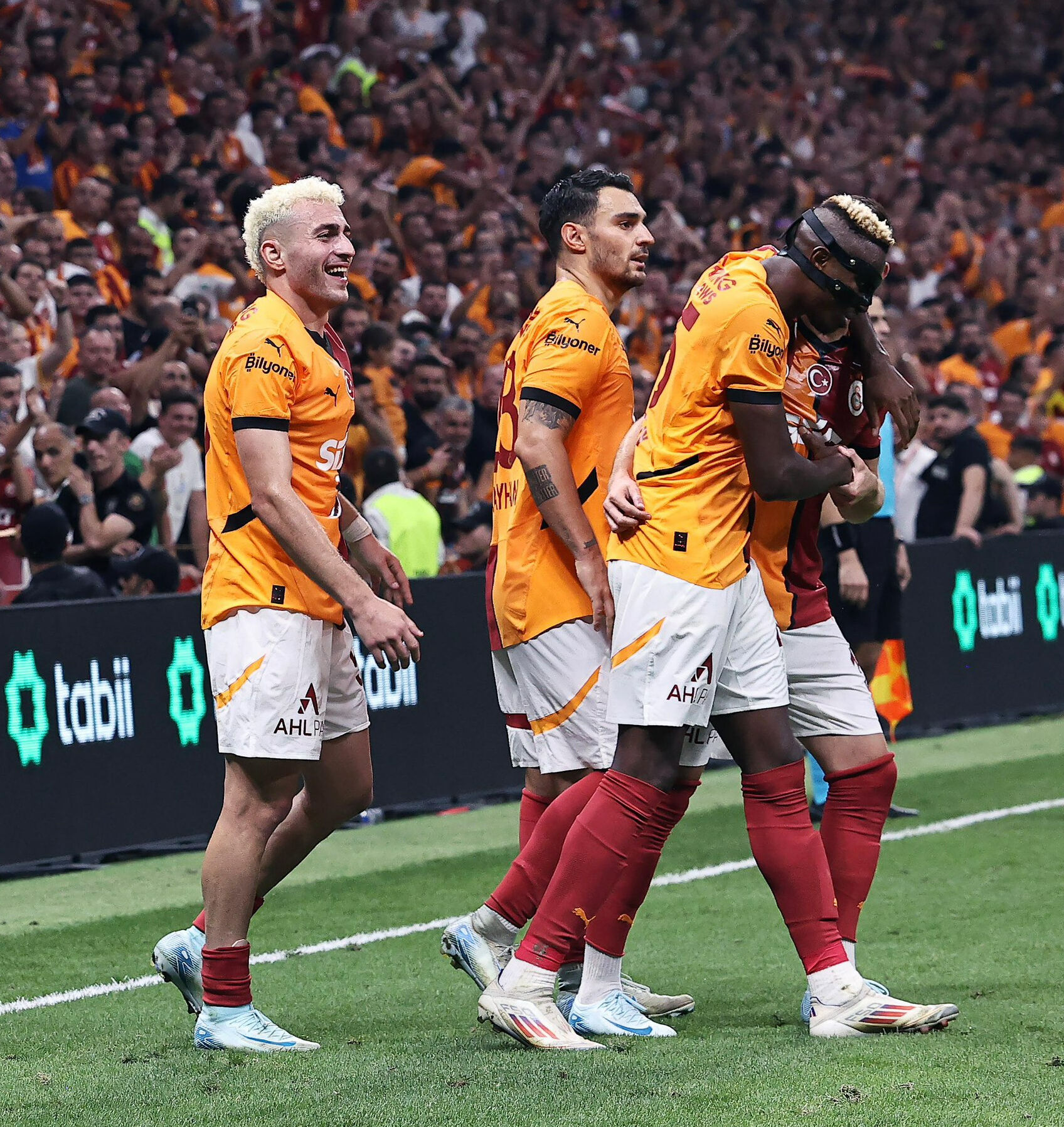 Londra ekipleri Galatasaray'ın yıldızı Victor Osimhen için geliyor - 5. Resim