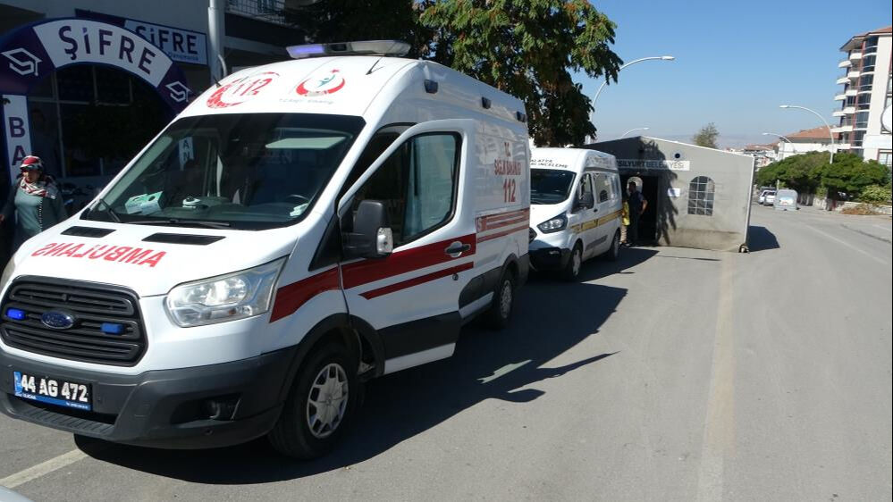 Malatya'da korkunç olay! Banyoda kanlar içinde bulundu - 5. Resim