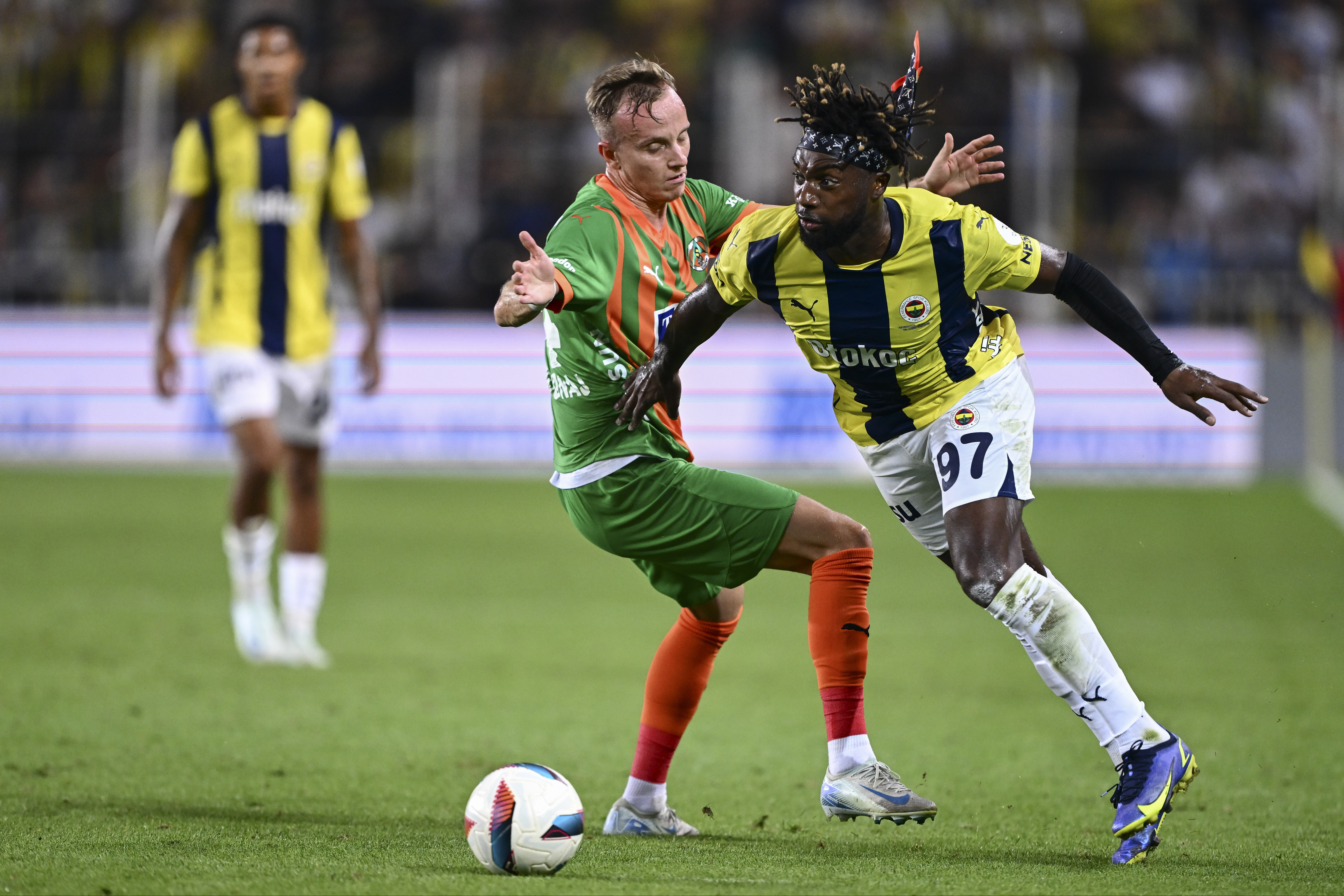 Süper Lig'in en değerli 11'i belli oldu! Beşiktaş'a şok, G.Saray ve F.Bahçe domine etti Süper Lig'in en değerli 11'i belli oldu! Beşiktaş'a şok, G.Saray ve F.Bahçe domine etti - 13. Resim